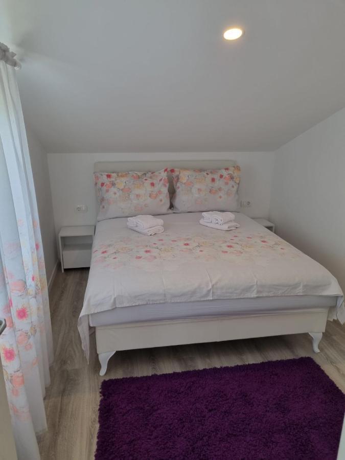 Apartmani Tolj Makarska Kültér fotó