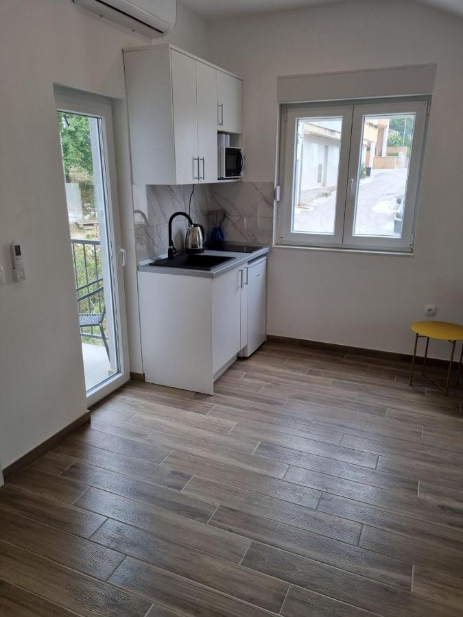 Apartmani Tolj Makarska Kültér fotó