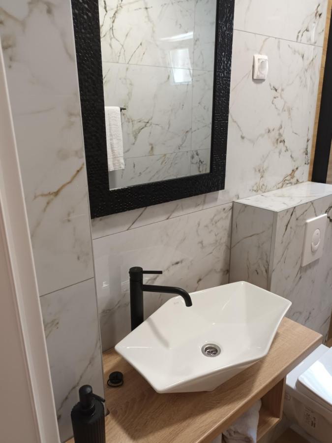 Apartmani Tolj Makarska Kültér fotó